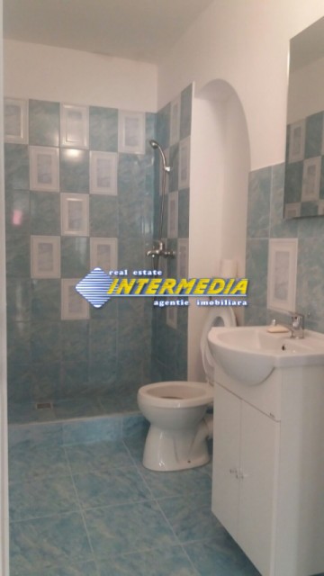 spatiu-comercial-finisat-de-vanzare-in-cetate-6